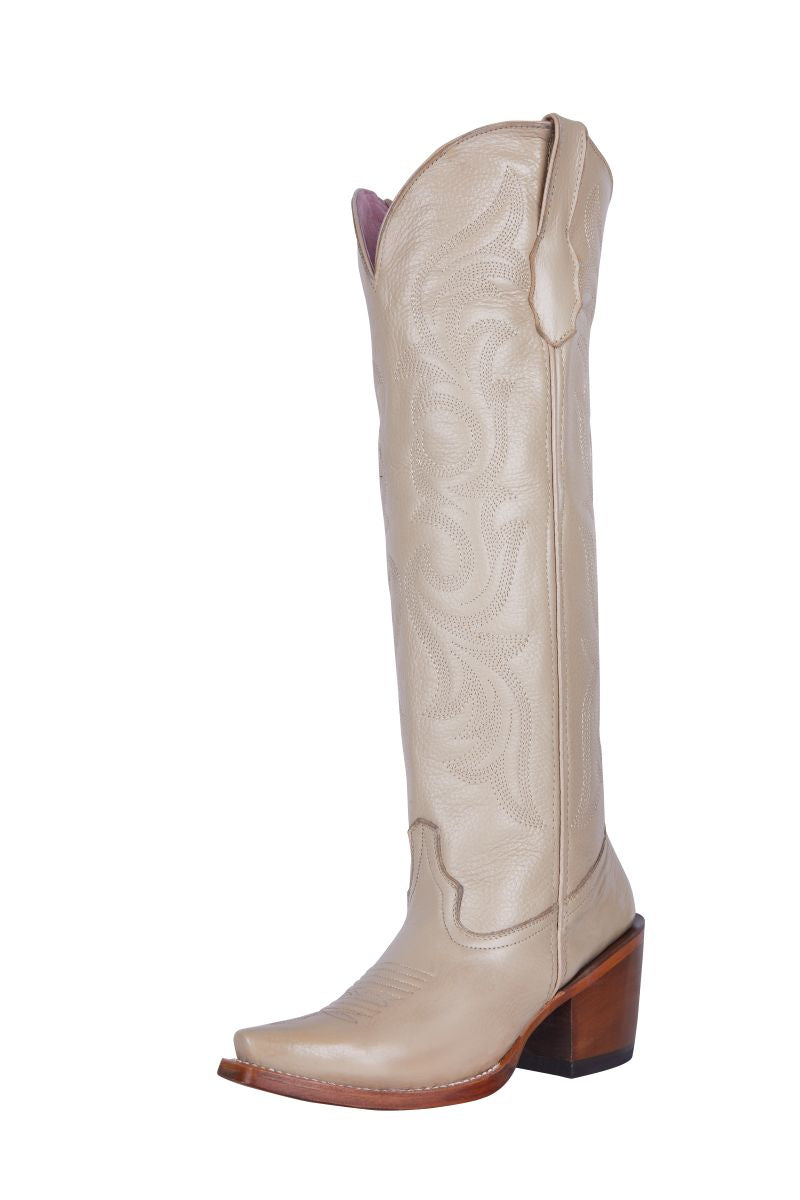 Bota Vaquera Alta de Mujer Color Bone – Elegante, Moderna y Versátil