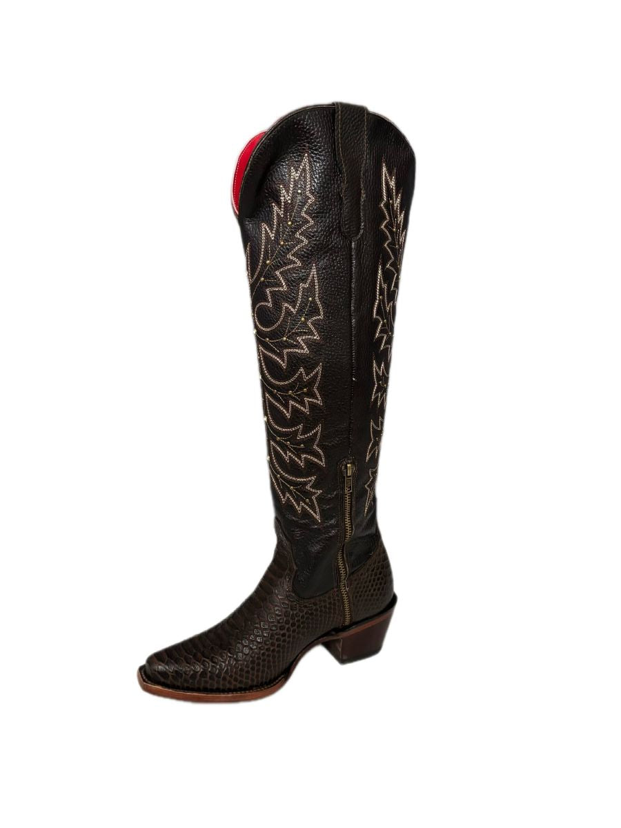 bota vaquera de mujer Crusada piel imitación pitón color café y orix diseño western con tacón estilizado